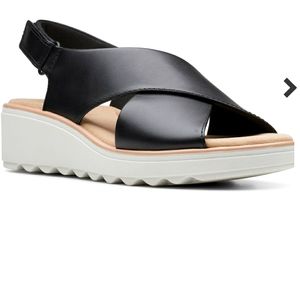 New NIB Clarks Sandals